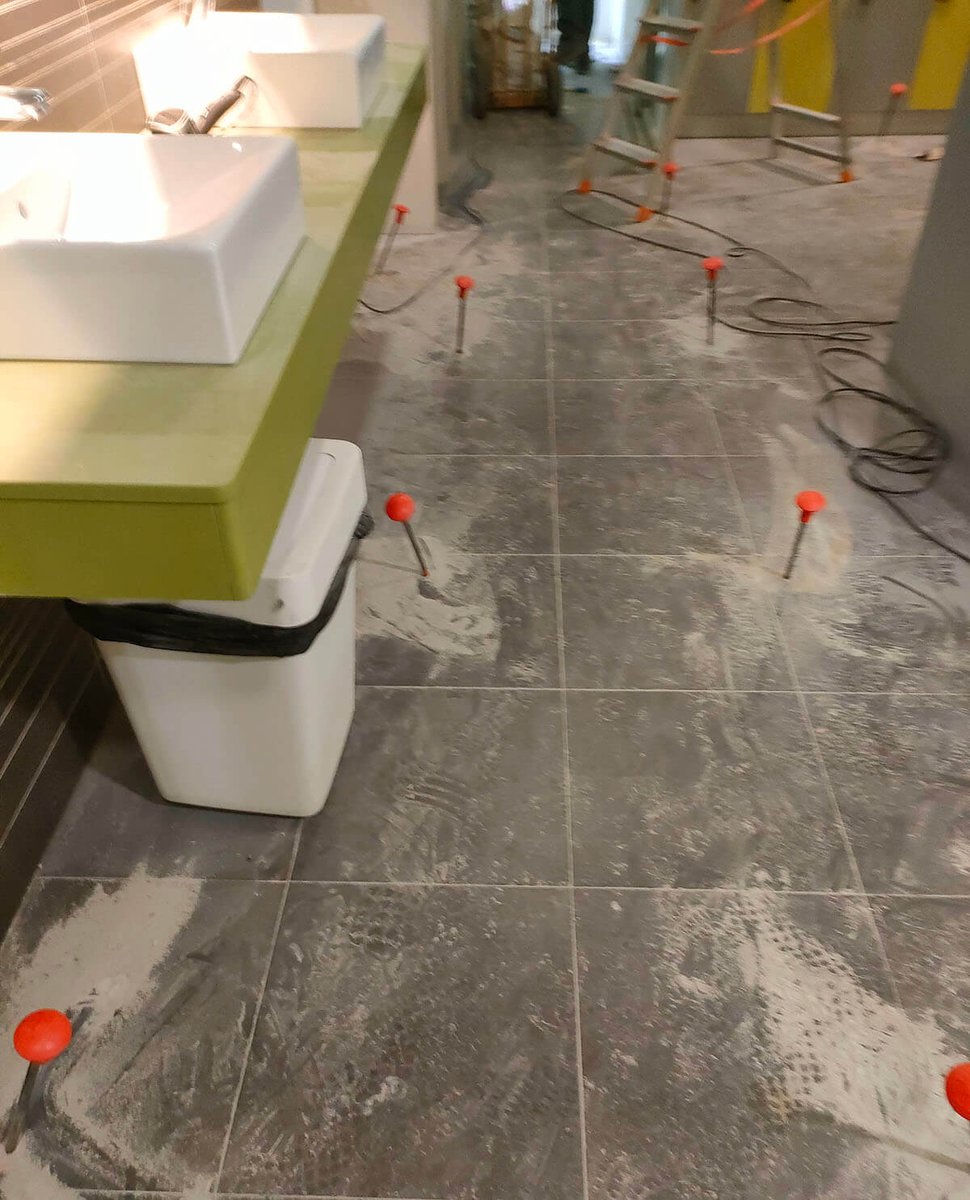 Puntos de inyección de resina